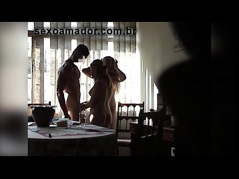 ❤️ Amigos sexuais convidam um homem gigante e um ménage à trois com ele ️❌ Porno porno em nós pt.hentaizm.ru ﹏