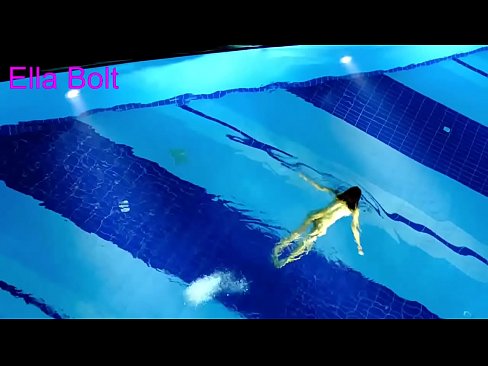 ❤️ Não consigo parar de ver, jovem loira apanhada a nadar nua na piscina da estância balnear ELLA BOLT ️❌ Porno porno em nós pt.hentaizm.ru ﹏